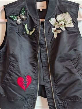 Cinq à Sept Kinston Embellished Sateen Vest